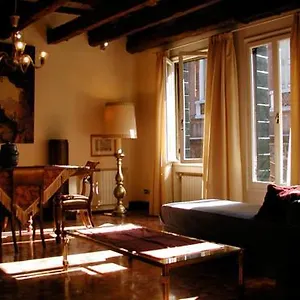  Apartamento Ca Satriano Italia